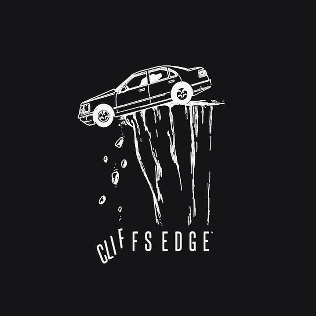 Hayley Kiyoko – Cliffs Edge