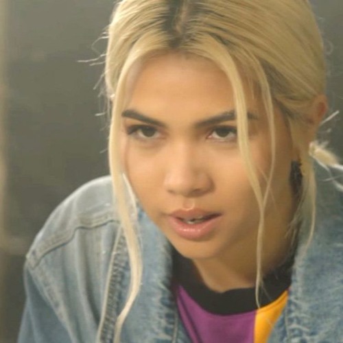 Hayley Kiyoko – Gravel To Tempo